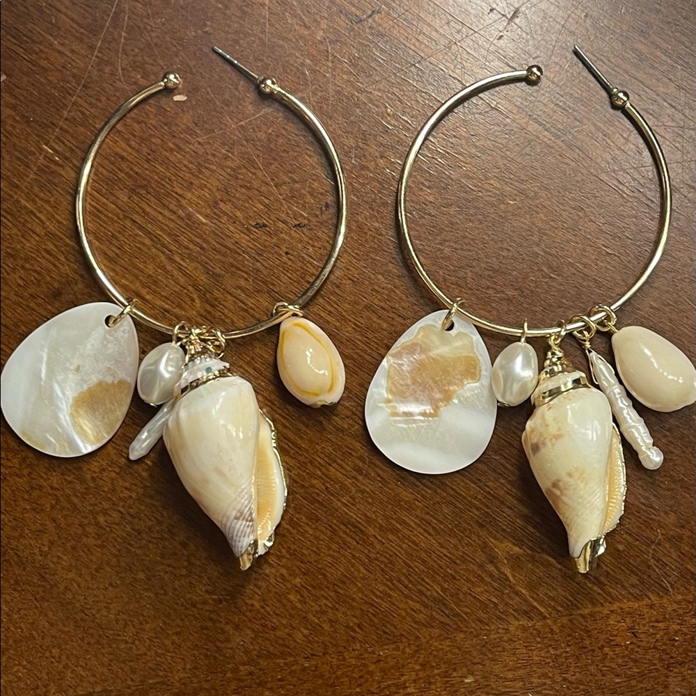 Beach earrings